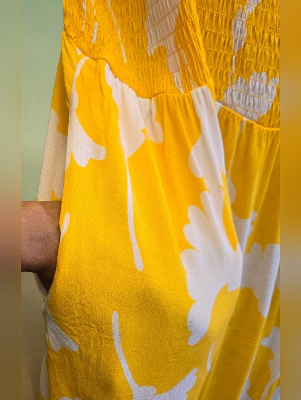Diane Von Furstenberg Yellow and White Floral Tie-Shoulder Maxi Dress Sizr 1X - Picture 5 of 6